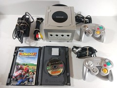 Nintendo GameCube Console Bundle Platinum Mario Kart Double Dash 2 Controllers